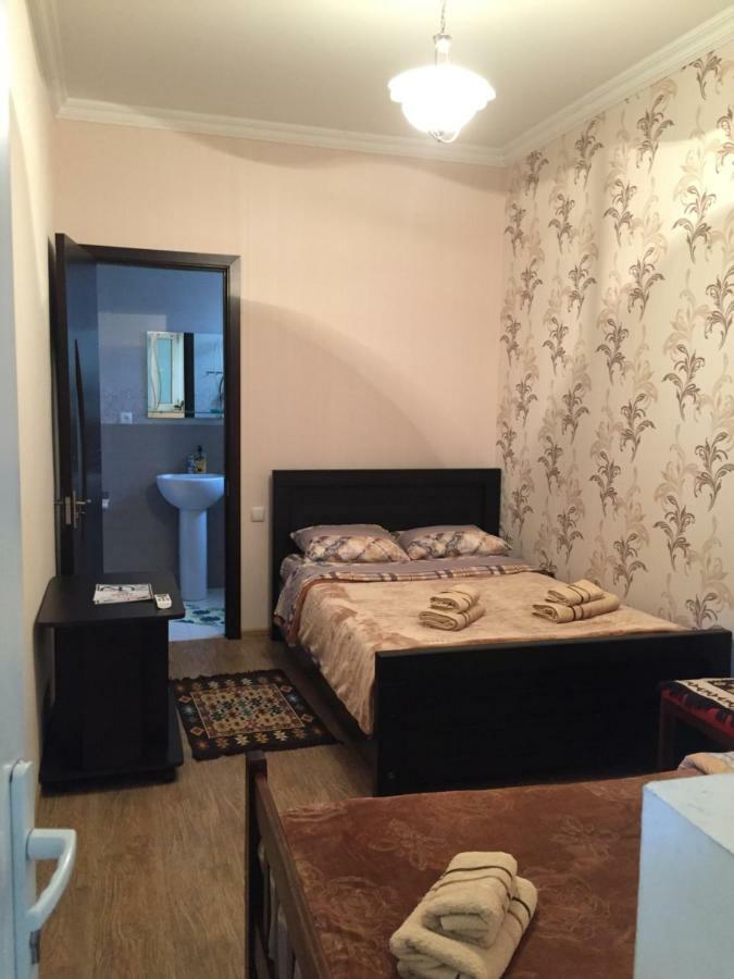 סינגאני Guest House Loza מראה חיצוני תמונה